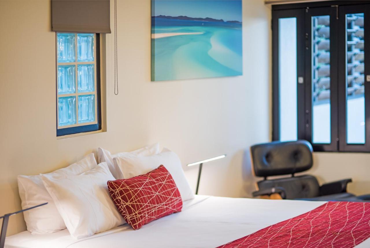 Aparthotel At Waterfront Whitsunday Retreat - Adults Only Airlie Beach Zewnętrze zdjęcie