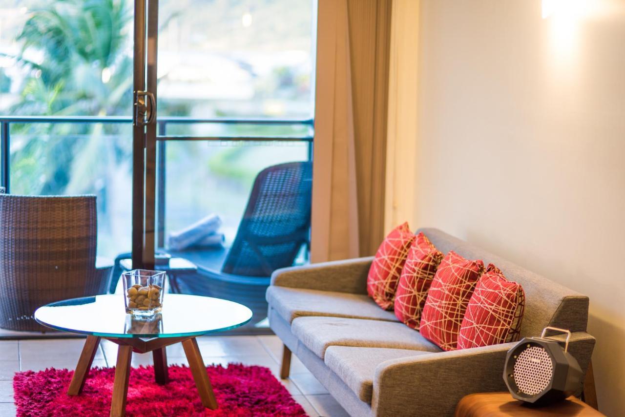 Aparthotel At Waterfront Whitsunday Retreat - Adults Only Airlie Beach Zewnętrze zdjęcie
