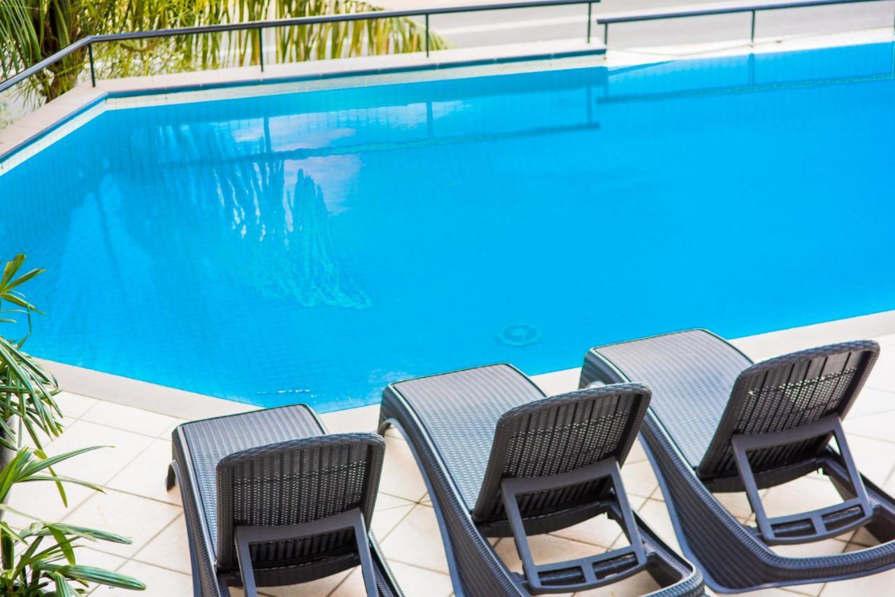 Aparthotel At Waterfront Whitsunday Retreat - Adults Only Airlie Beach Zewnętrze zdjęcie